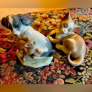 Lladro Cat #5114 and Dog and Cat in Harmony (Nao by Lladro)